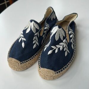 Soludos Blue & White Embroidered Espadrille Size 10